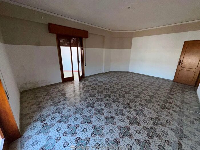 Appartamento con 5 locali in vendita in Piazza Imam, Mazara Del Vallo