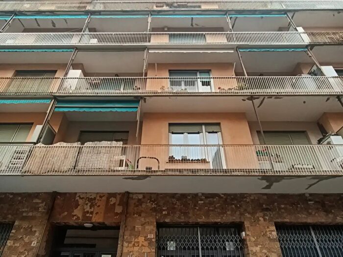 Appartamento con 5 locali in vendita in Via Monterotondo, Genova