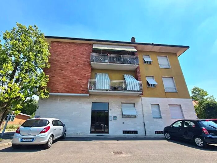 Appartamento trilocale in vendita in Via Vittorio Emanuele III, Cerro Maggiore