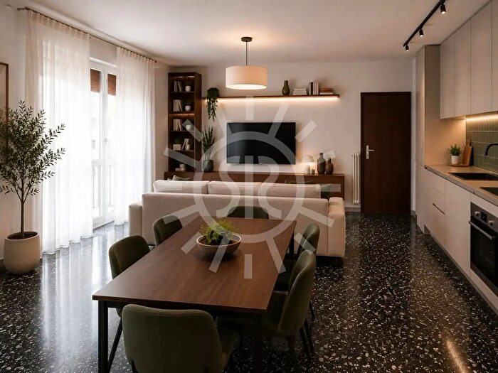 Appartamento quadrilocale in vendita in Via Carissimi, Bologna