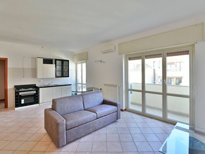 Appartamento monolocale in affitto in Via Podgora, Cesano Maderno