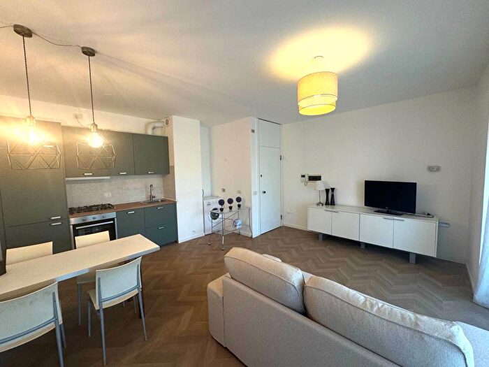 Appartamento bilocale in affitto in Via Giotto, Milano, Basiglio