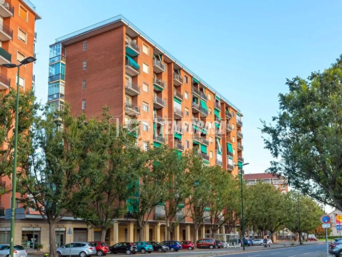 Appartamento trilocale in vendita in Strada Altessano, Torino