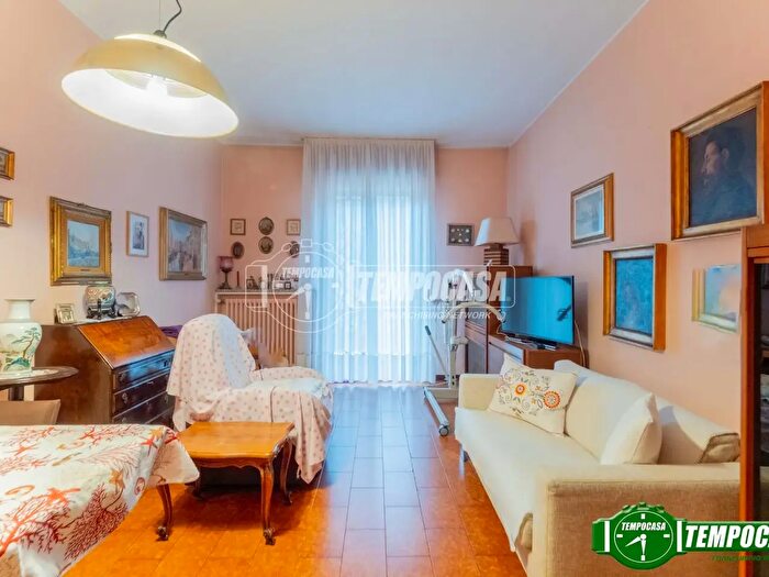 Appartamento trilocale in vendita in Via Fratelli Zoia, Milano