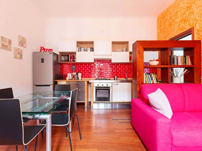 Appartamento bilocale in affitto in Via Savona, Solari, Milano