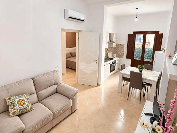 Casa bilocale in vendita in Via Sanità, Marsala