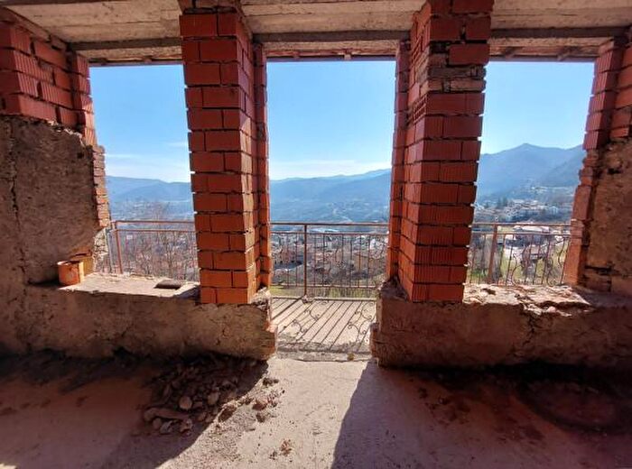 Casa con 5 locali in vendita in Via Navezze, Bione