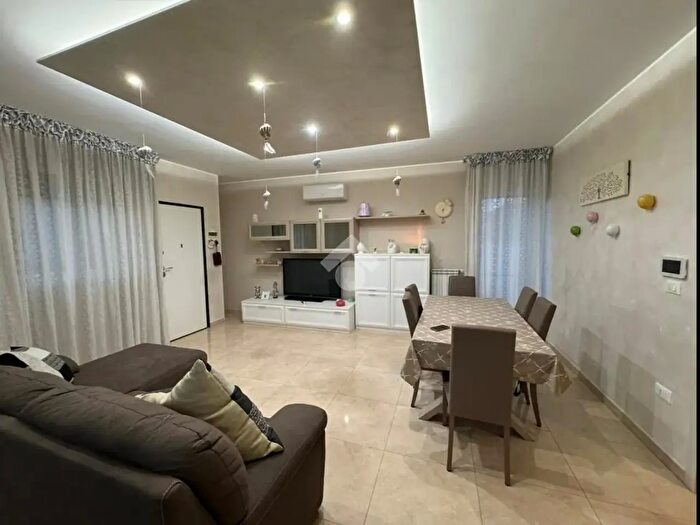 Appartamento trilocale in vendita in Via Giudice Paolo Borsellino, Carovigno