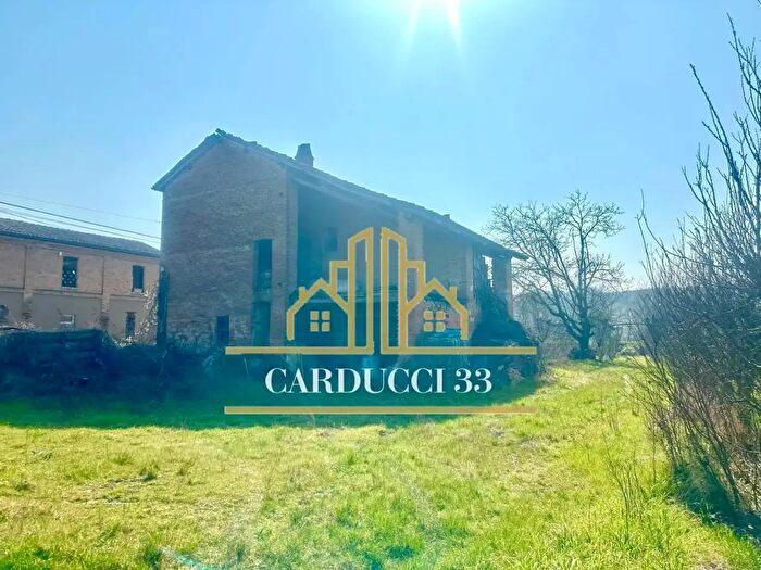 Casa con 8 locali in vendita in Nuova, Viguzzolo