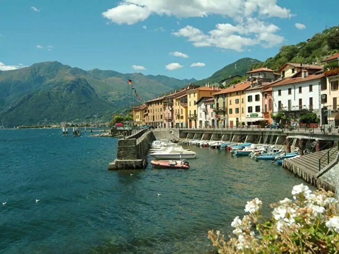 Appartamento monolocale in affitto in Via Regina, Domaso