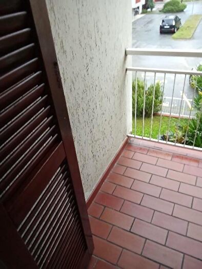 Casa quadrilocale in vendita in Luni