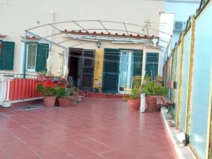 Appartamento trilocale in vendita in Via Eddomade, Casamicciola Terme