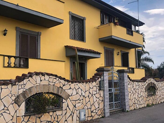 Appartamento bilocale in affitto in Via dei Piani di Monte Savello, Pavona, Albano Laziale