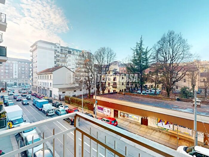 Appartamento quadrilocale in vendita in Via Madama Cristina, Torino