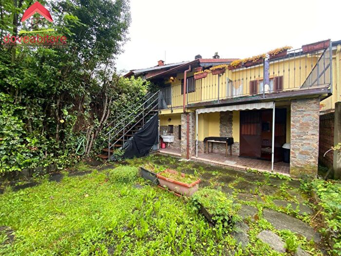 Case in Vendita e in Affitto - 2