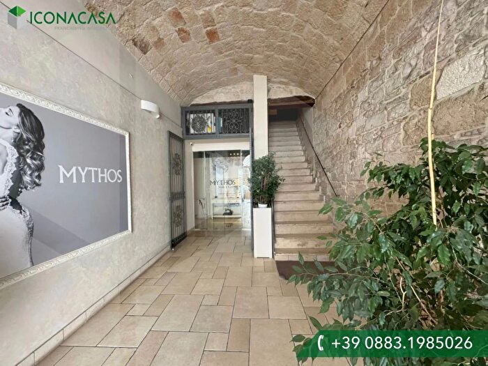 Appartamento quadrilocale in vendita in Via Cavour, Barletta