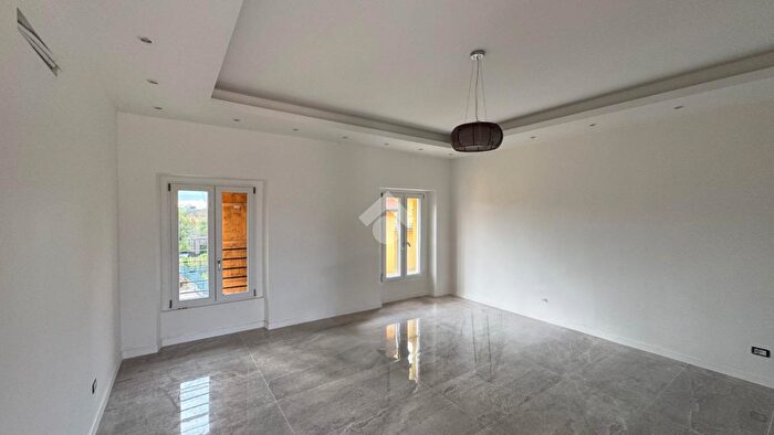 Appartamento trilocale in vendita in Via Padova, Gessate