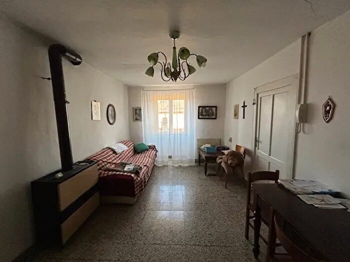 Appartamento trilocale in vendita in Via Pietro Caprara, Berceto