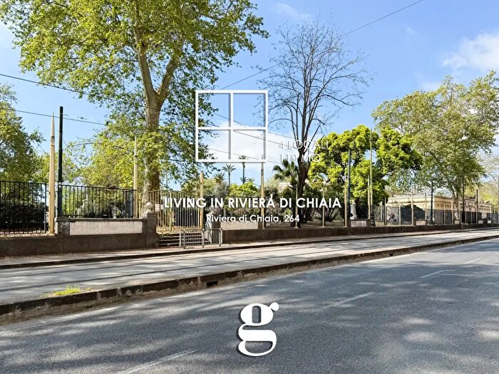 Appartamento quadrilocale in affitto in Riviera di Chiaia, Napoli