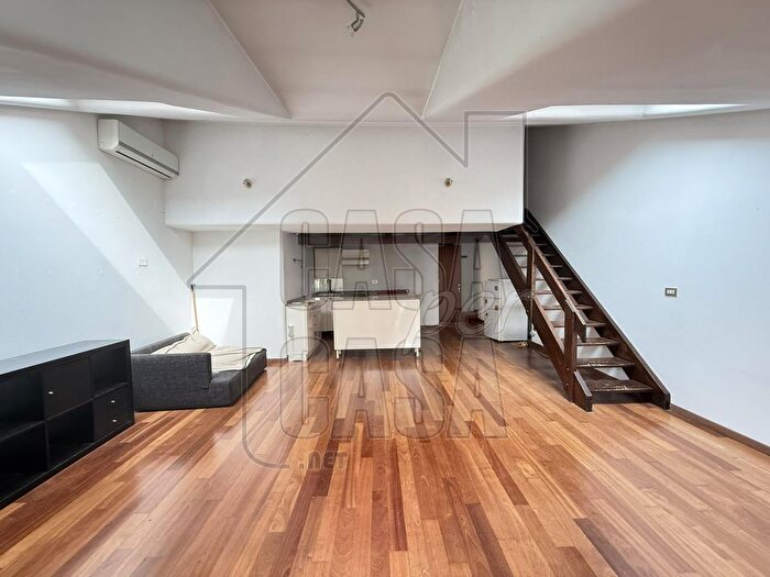 Appartamento trilocale in vendita in Via Savonarola, Padova