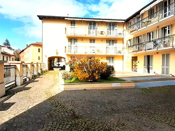 Appartamento quadrilocale in vendita in Via Panza, San Salvatore Monferrato