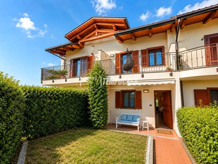 Casa trilocale in vendita in Via Argentera Via Mastri, Rivarolo Canavese