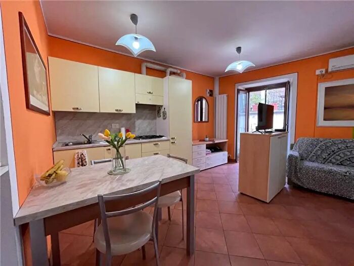 Appartamento monolocale in affitto in Verbania