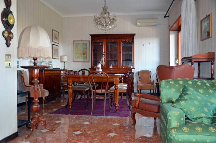 Appartamento quadrilocale in vendita in Via Sergio Forti Torrino Municipio Roma IX Mostacciano Roma Lazio Italia, Roma