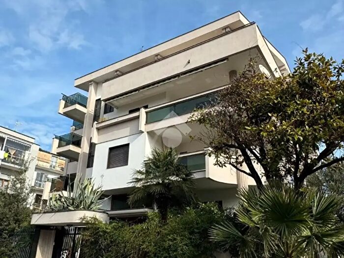 Appartamento trilocale in vendita in Via Aldo Moro, Cardito