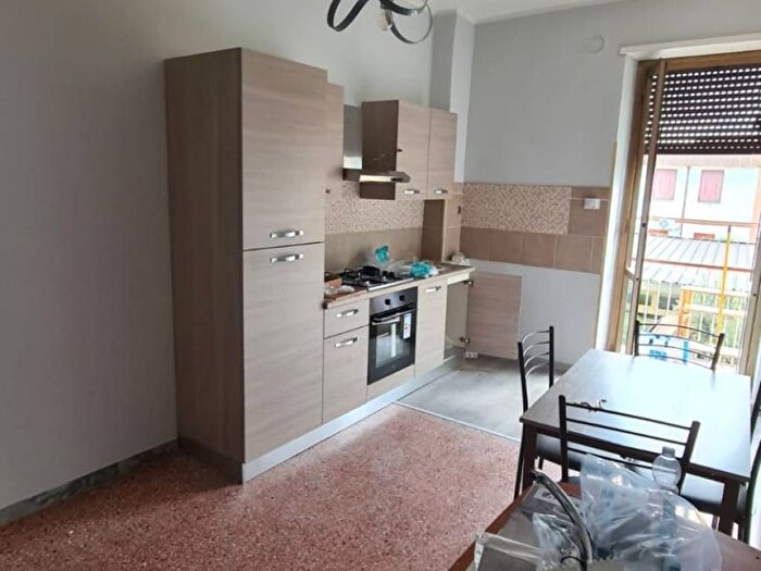 Appartamento bilocale in affitto in Via del Fringuello, Tor Tre Teste Torre Maura, Roma