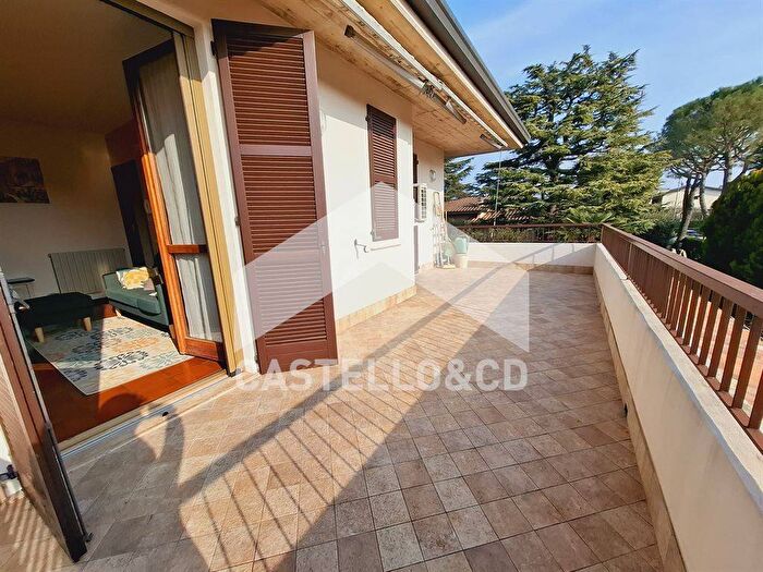 Appartamento bilocale in affitto in VIA GIUNIO BRUTO, Rivoltella, Desenzano del Garda