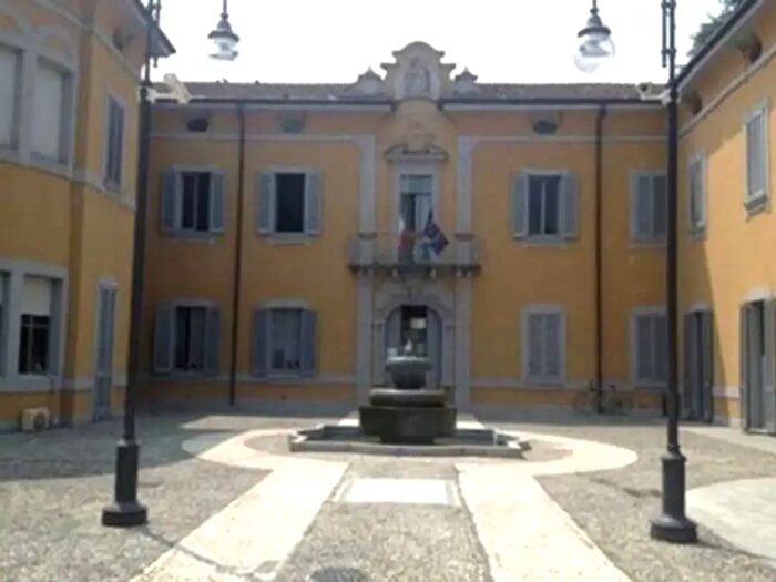 Appartamento monolocale in affitto in Via Roma, Lonate Pozzolo