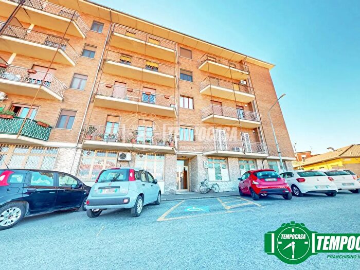 Appartamento trilocale in vendita in Valenza