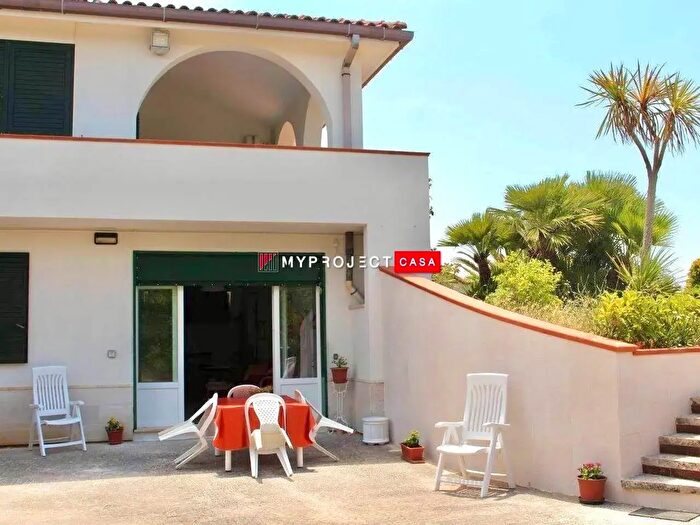 Appartamento bilocale in affitto in Cda Palesi, Martina Franca