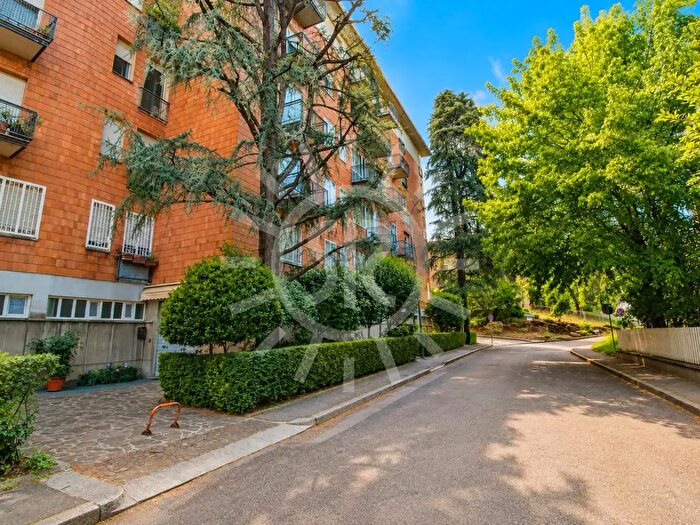 Appartamento con 5 locali in vendita in Via Titta Ruffo, Bologna