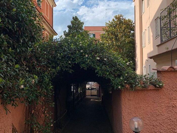 Appartamento bilocale in affitto in Via Giovanni Miani, San Saba Caracalla, Roma