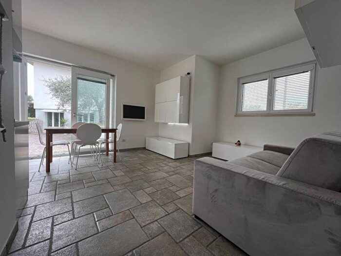 Appartamento monolocale in affitto in Centro, Bardolino