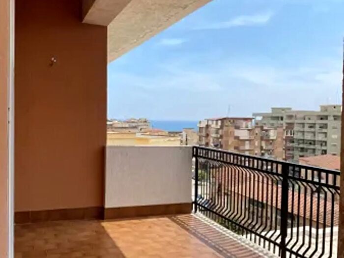 Appartamento con 5 locali in vendita in Via Campania, Sciacca