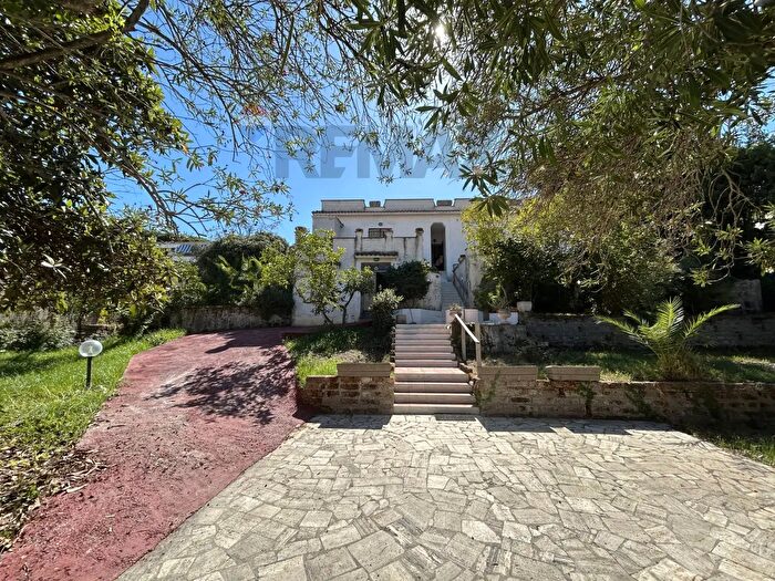 Casa quadrilocale in affitto in Anzio