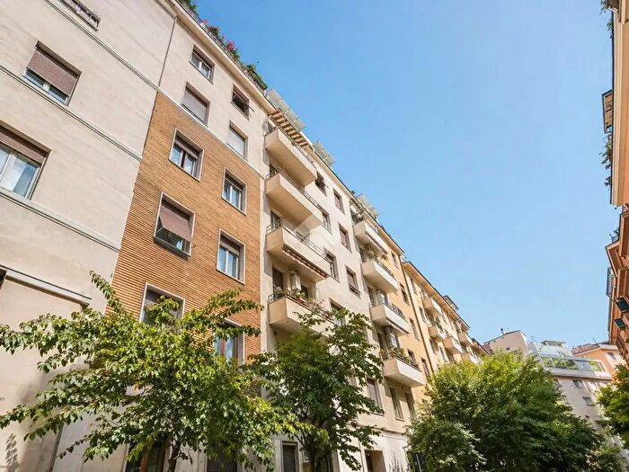 Appartamento trilocale in vendita in Via Collazia, Roma