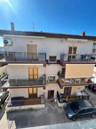 Appartamento trilocale in vendita in Viale degli Aranci, Crosia