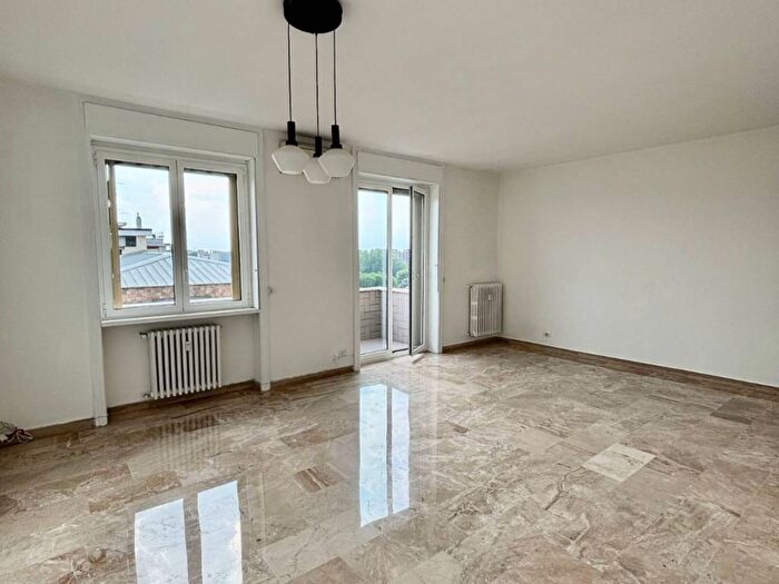 Casa quadrilocale in affitto in Via Luigi Soderini, Tripoli Soderini, Milano