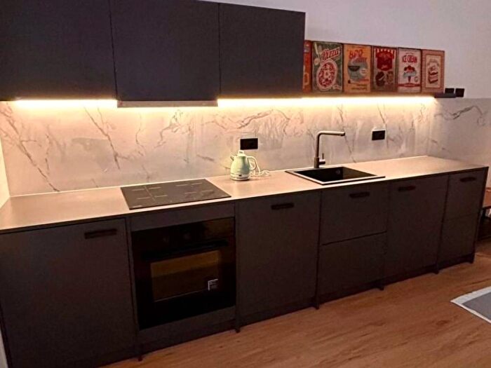 Appartamento bilocale in affitto in Via Roberto Bracco, Dergano, Milano