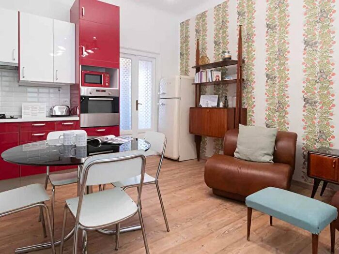 Appartamento trilocale in affitto in Via delle Leghe, Pasteur, Milano