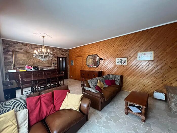 Appartamento trilocale in vendita in Via Visconti, Cernusco Sul Naviglio