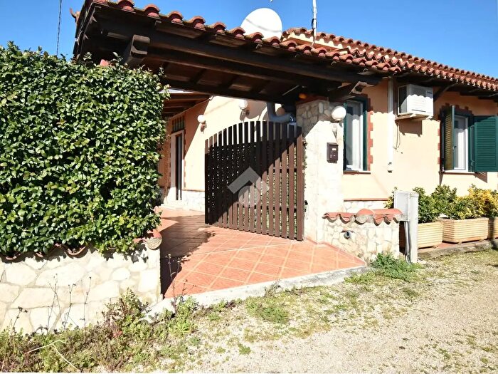 Casa trilocale in vendita in Via Eschido, Cisterna Di Latina