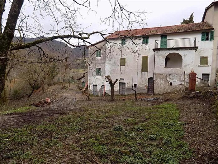 Casa con 5 locali in vendita in Dicomano, Dicomano