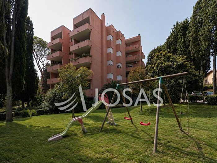 Appartamento trilocale in vendita in Via dell'Isola Farnese, La Storta, Roma