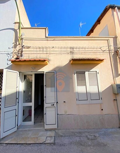 Casa quadrilocale in vendita in Viale Roma Castelvetrano, Castelvetrano