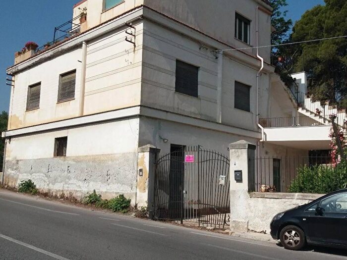 Appartamento trilocale in affitto in SS, Santa Rosalia, Monreale